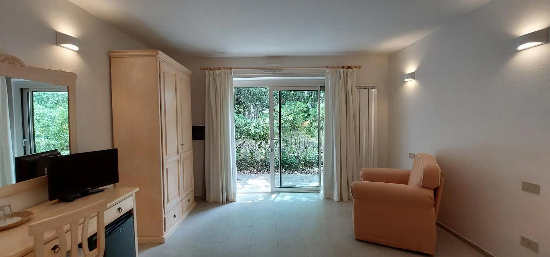 템피오파우사니아 Conca Marina B&B